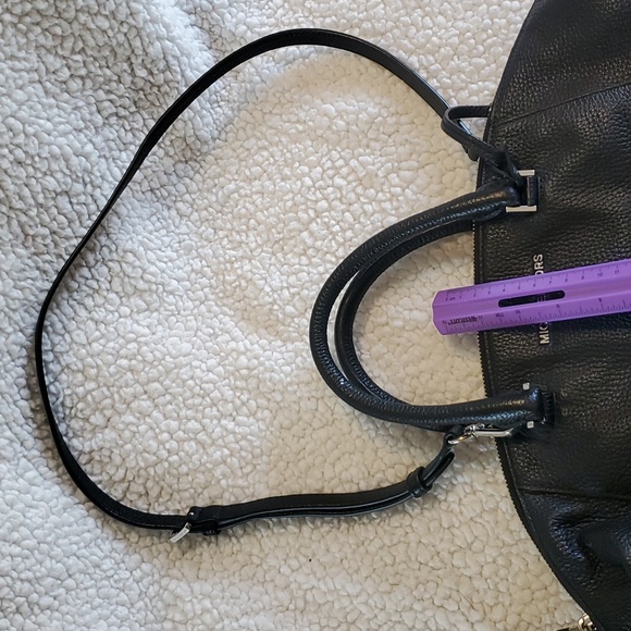 Michale Kors Black Leather Handbag - Picture 14 of 14